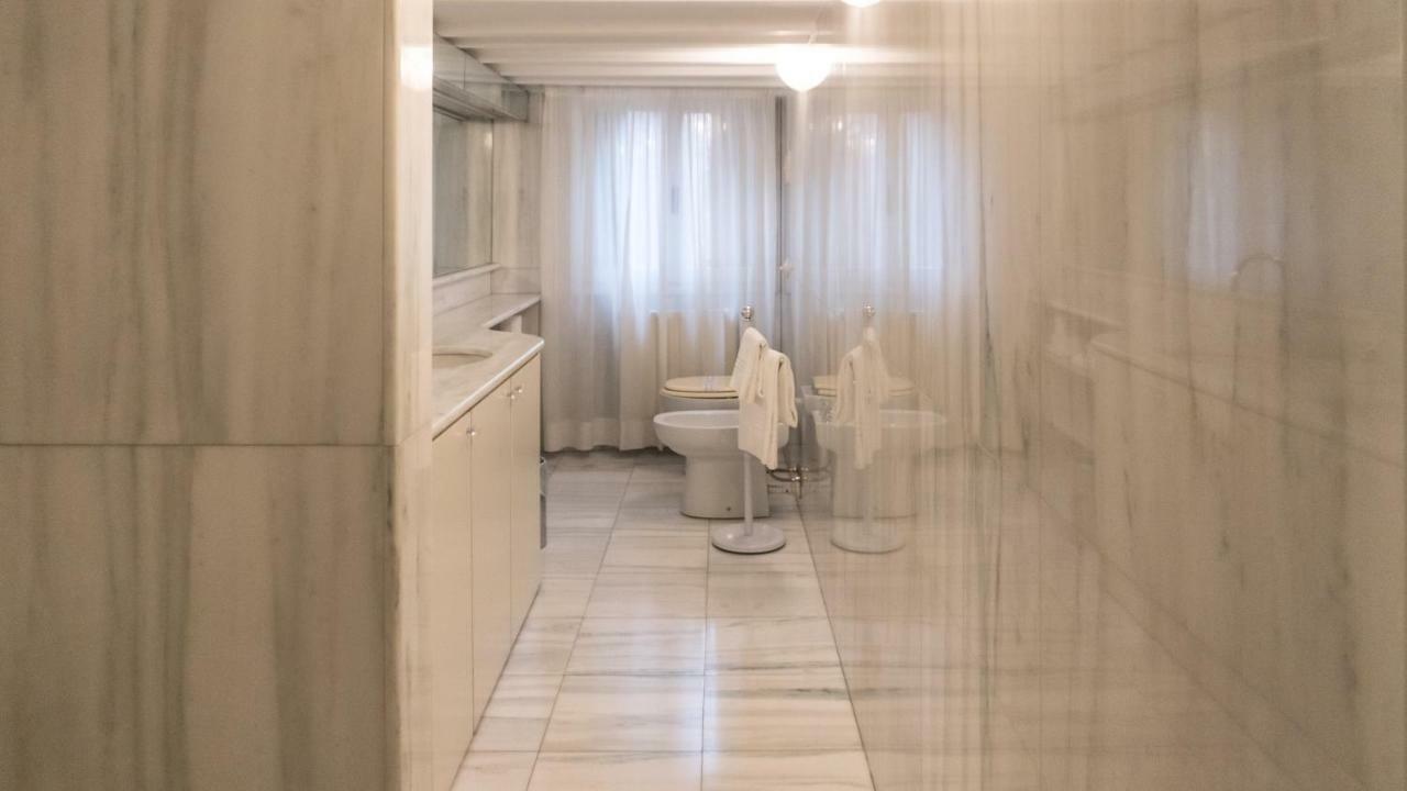 Luxury Balcony Apartamento
