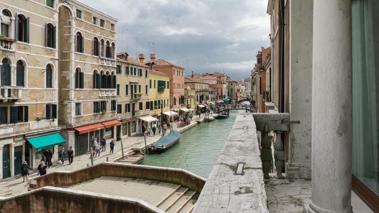 Luxury Balcony Venecia